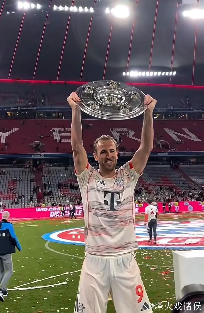 德甲积分更新:凯恩点射绝平助拜仁提前三轮夺冠 德甲积分更新:凯恩点射绝平助拜仁提前三轮夺冠